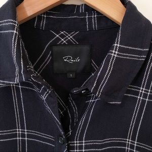 NWOT Rails Button Up Hunter Navy Snow Plaid Shirt